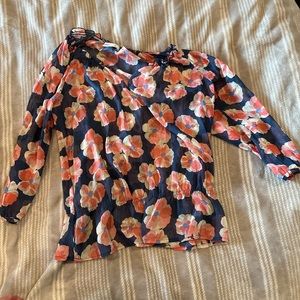 Old navy flower blouse
